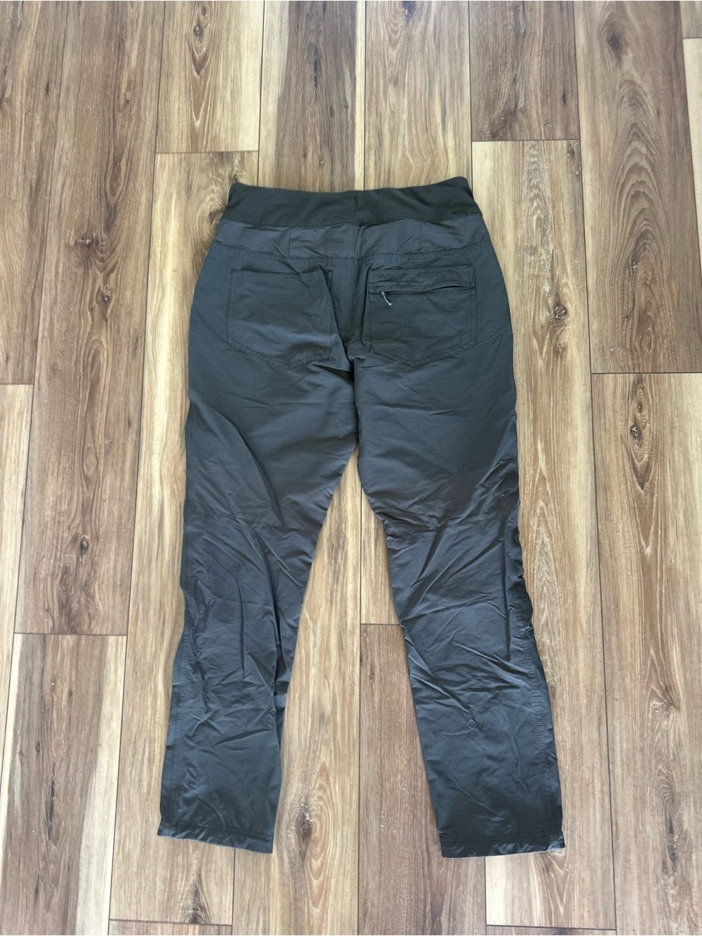 REI women’s green pants size 12 regular fit - Picture 4 of 5